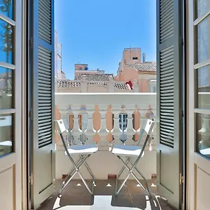 Appartement C74 - Marvelous 3 Bedroom In Historical, Málaga